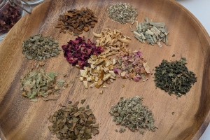 自分メンテのために🌿〜おかま直伝よもぎ蒸し®〜